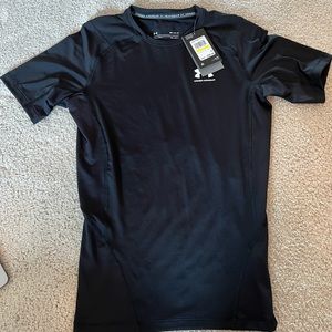 Mens size medium under-amour black compression shirt